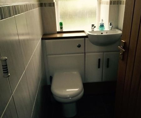 Carreg-Y-Big Farm B & B Selattyn エクステリア 写真